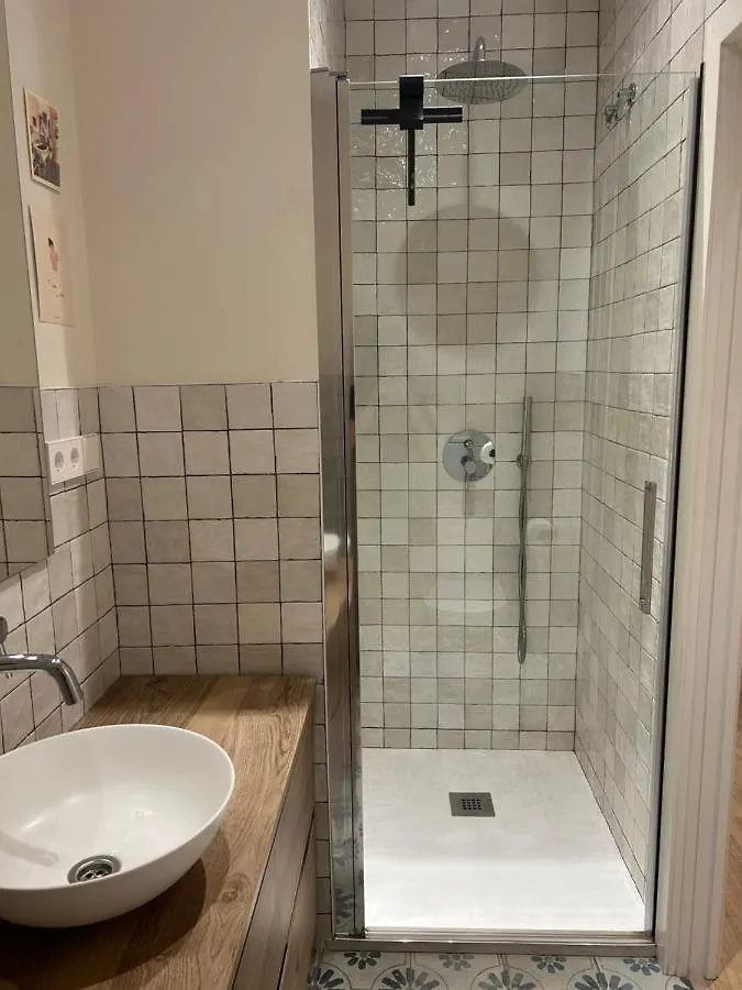 Apartamento Premium En Plaza Mina Minimalismo Y Confort A Pasos Del Mar Cádis Quarto em Acomodações Particulares